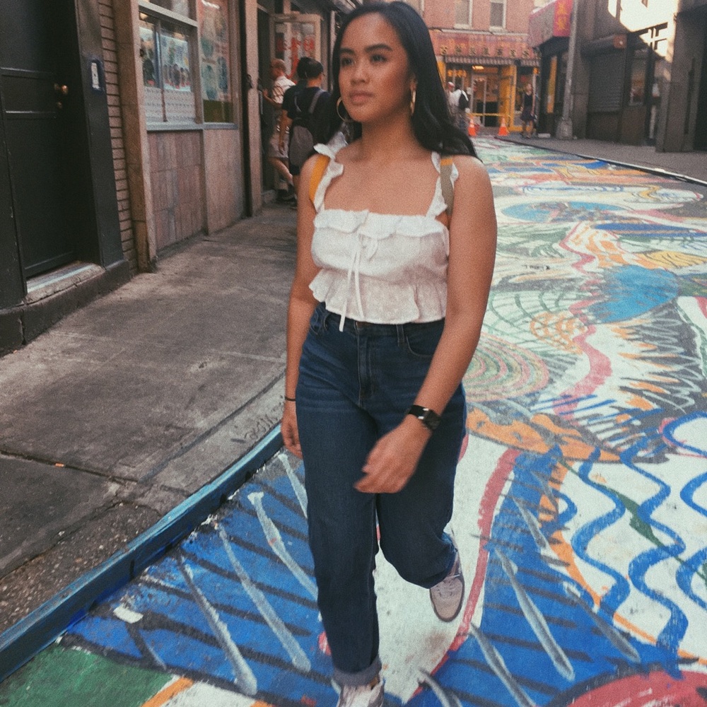 Meet your Posher, Adelle